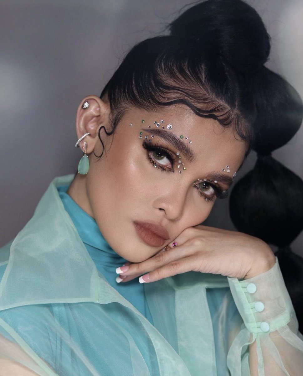 stankztandingan's tweet photo. March 2021 when Gabay by Kz Tandingan was released. Still, we haven't seen the music video. Filipino Pride, spotlight, world stage. 
@disneyplusph
#DisneyRayaPH Gabay | KZ Tandingan
#DisneyPlusPh https://t.co/VKdIMNk2Gi