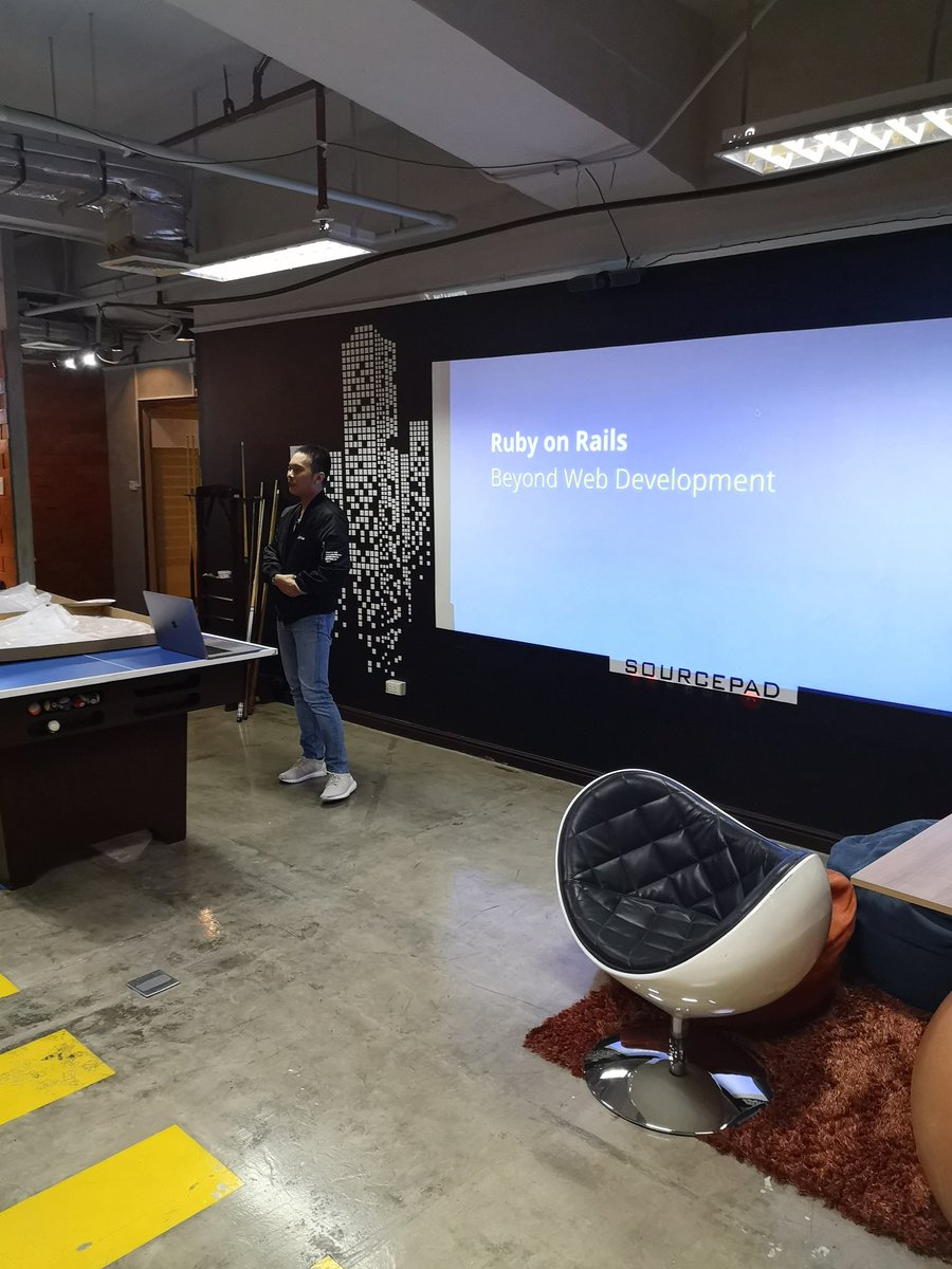 akosipc's tweet photo. Karl Potenciano is now talking about using Ruby on Rails beyond Web development.

#meetups #phrug #ruby https://t.co/9trmy7RtDa
