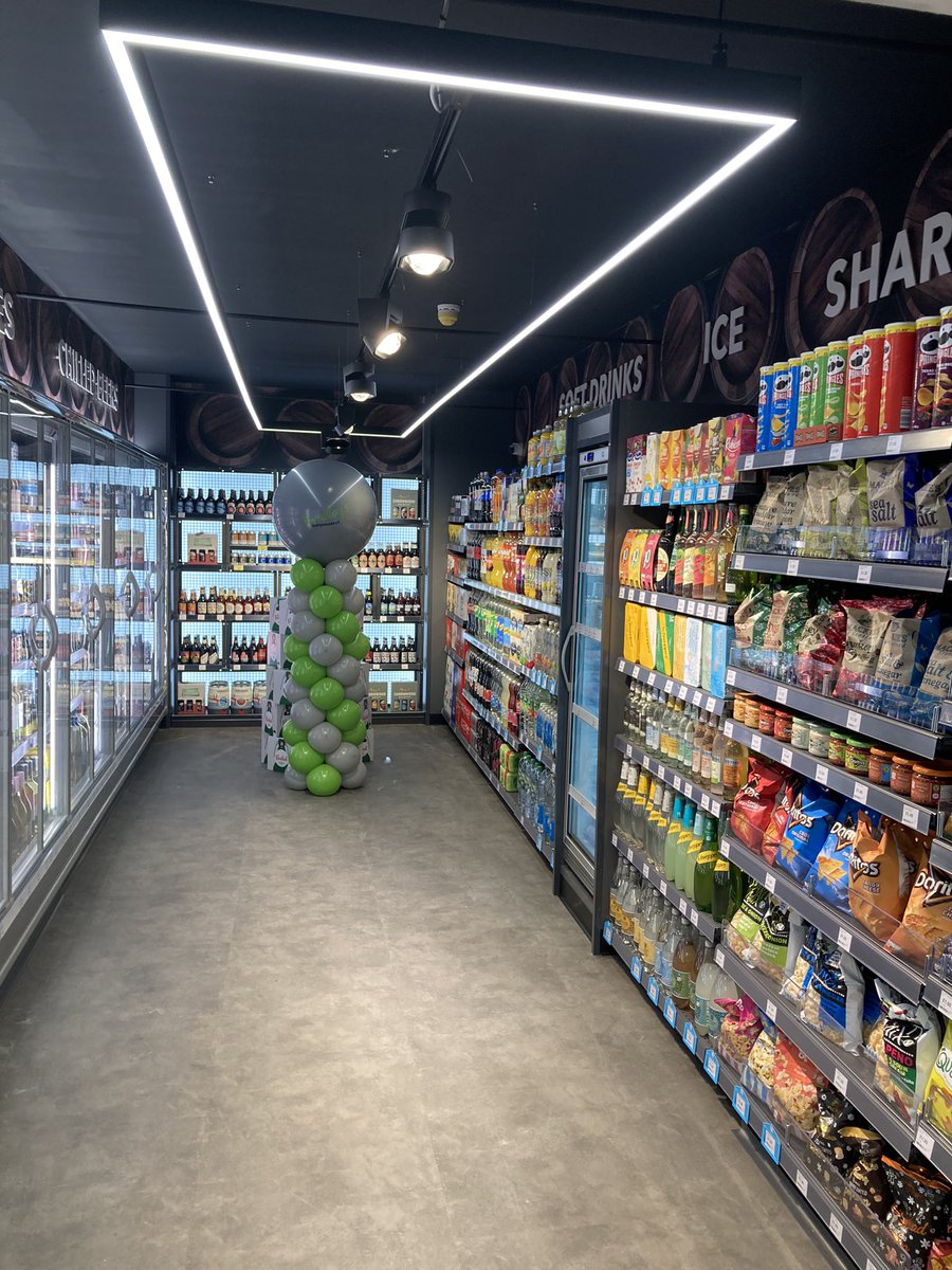 NisaRetail's tweet image. It's all happening in Rothley, Leicestershire! A fantastic refit to this well-established family-run store. Great job @NisaSDMKeyNat @JackMatthRetail @Paulmat1971 @AndyMacNisa #storedevelopment #refit #shoplocal