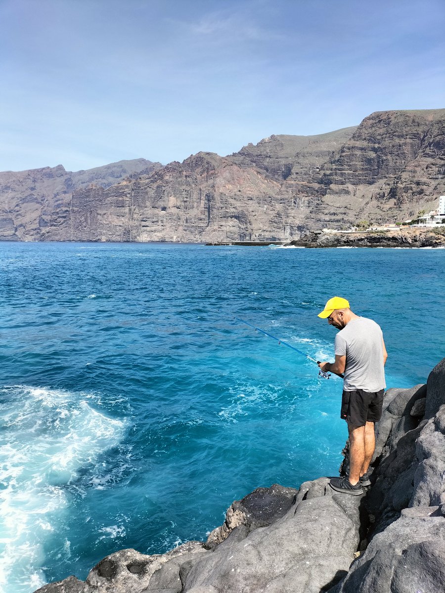 Día de pesca en #LosGigantes 🎣