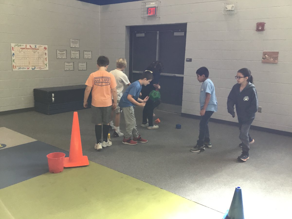 BlairFit4Life's tweet photo. I love it when students are excited for quick response addition and multiplication! #crosscurricular #mathinPE @BlairElementary https://t.co/I9gU0k1mad