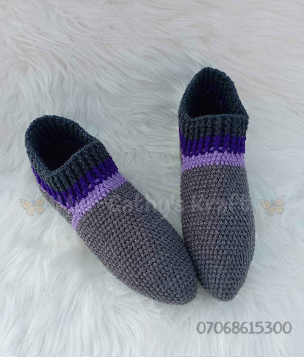 MarCathys_Kraft's tweet photo. Crochet shoes are generally much warmer than regular socks.
Keeps your feet warm and fuzzy while sitting, working, sleeping, very easy to carry in your handbags...a perfect wardrobe addition for ALL ages.
#crochet_shoes #crochetslippers #crochetsocks #crochet_shoes_for_adult https://t.co/KU37QrpVBI