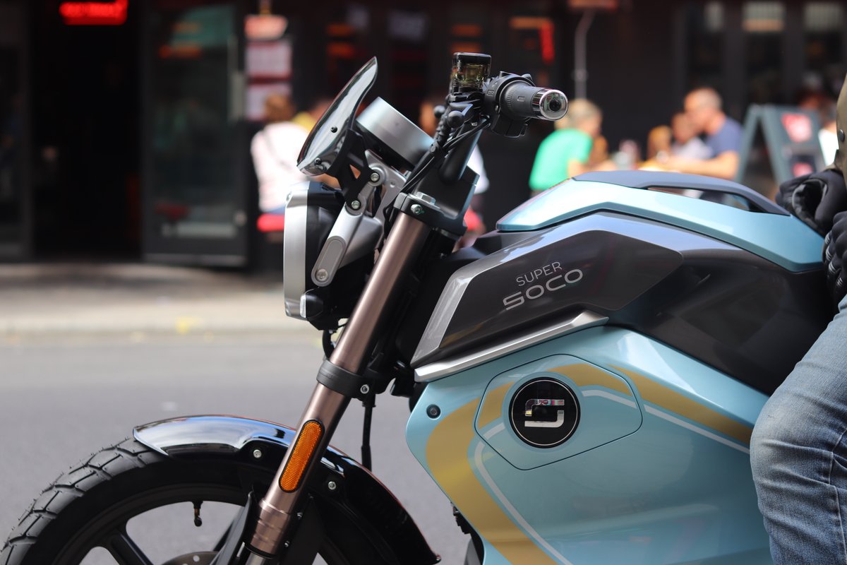 vmotosocouk's tweet photo. Modern tech meets classic looks with the @vmotosoco TC Wanderer, an electric bike inspired by vintage motorcycles 

#SuperSocoAround #TCWanderer https://t.co/fCP5i5Kabj