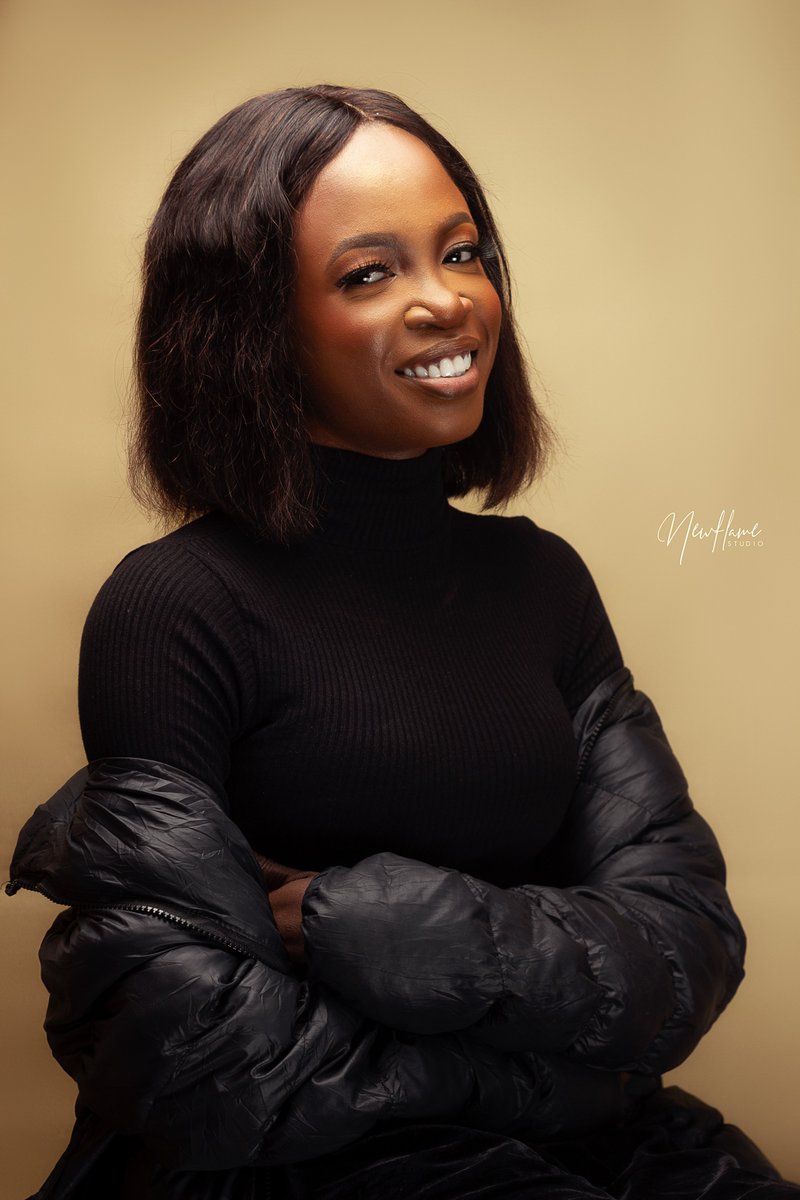 Newflamestudio1's tweet photo. Birthday portrait 💕
Pls like and RT 🤗
#newflamestudio #OPPOReno8 #TheAstronaut Falz #October2020 Agba Baller Lagos State https://t.co/OhvlbdYsmw