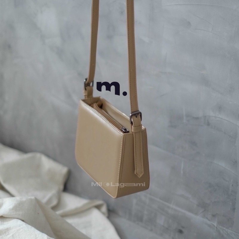 keranjanglaels's tweet photo. Tas slempang / sling bag warna cream,
Super cantik kaya Natasha Wilona dan Youngji
cocok buat main, noton SUCI X
dan SEMUA <100K loh 😱

1. 5 warna
https://t.co/OeGeMiOaRY

2. 5 warna
https://t.co/cVnzrWwTRu

3. 5 warna
https://t.co/RGAzXVFQUS

4. 9 warna
https://t.co/0QrQc0mZbc https://t.co/PUq29EN25o
