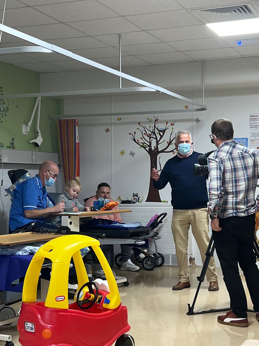 Great scenes at Queen Elizabeth Hospital this morning. Capturing play in hospitals with <a href="/Crissphynx/">Chris Harrison</a> for <a href="/BBCLookEast/">BBC East</a> and <a href="/starlight_uk/">Starlight</a>. Catch the report in tonight’s 6pm programme! #charitypr #broadcastpr #pragency