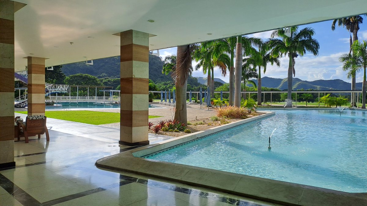 MarriottMcy's tweet photo. Somos tu estancia de descanso ideal, la calidad es un hecho y el relax está garantizado. Vive la experiencia Marriott.
.
.
#Marriott #MarriottMaracay #Maracay #Venezuela #Aragua https://t.co/5BUW8u1uRQ