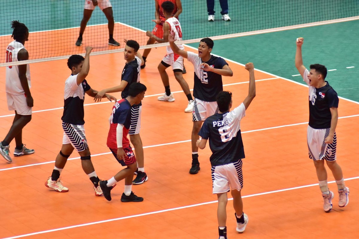 Day 2️⃣ @Afecavol U21 🏐Guatemala with comeback win over Costa Rica (19-25, 21-25, 25-15, 25-17, 15-13) 🏐 El Salvador recovered from losing the 1st set to beat Honduras (20-25, 25-16, 25-21, 25-14) 🏐 Panama swept Belize (25-16, 25-19, 25-17) in 1st win norceca.net