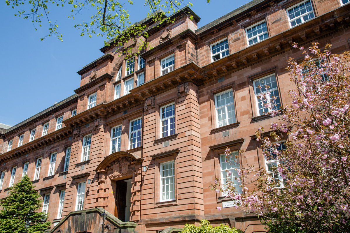 LawDundee's tweet photo. We are hiring! 

Dundee Law School is looking for 2 x Senior Lecturers (Grade 9) and 2 x Lecturers (Grade 7 or 8).

Closing date 10 November 2022 for all posts.

Details and links to job listings below.

1/4 https://t.co/PRfUrefbbp