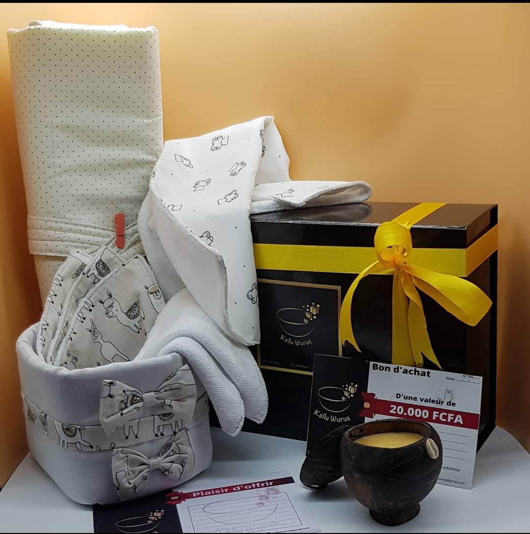 SafietouRaby's tweet image. #giftbox