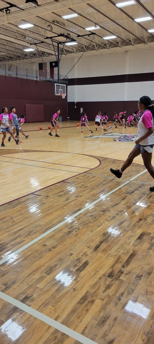 CoachHillRHS's tweet photo. First Day of BB 🏀 season is the BEST DAY OF THE YEAR! Girls @RHS_GBB we're locked 🔒 in for 5:30AM practice! Great way to start off this year!
Year 21❗️
Year 9 at Rowlett 🦅
Still loving 🏀❤️🏀❤️ what I do! https://t.co/PRdeSlpyA3
