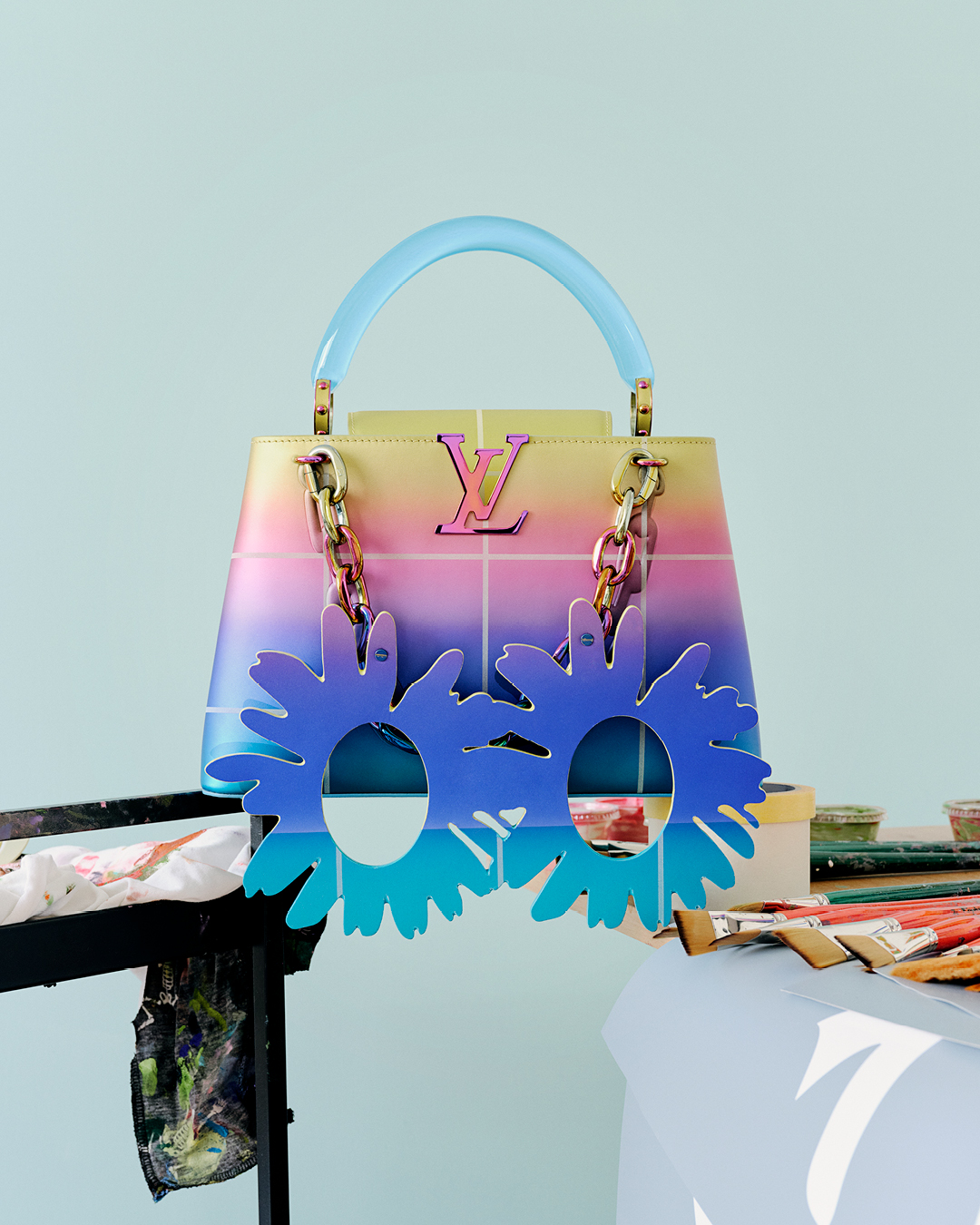 Louis Vuitton on X: Warm phosphorescence by #AmelieBertrand. The first  Capucines to glow in the dark, the French artist's dazzling  #LVArtycapucines is inspired by the atmosphere of summer nightlife.  Discover this year's