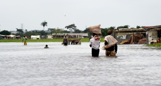 channelstv's tweet photo. US To Send Nigeria $1m In Humanitarian Aid For Flood Victims
https://t.co/DL8uF3vE97 https://t.co/xxHwq5vMx0
