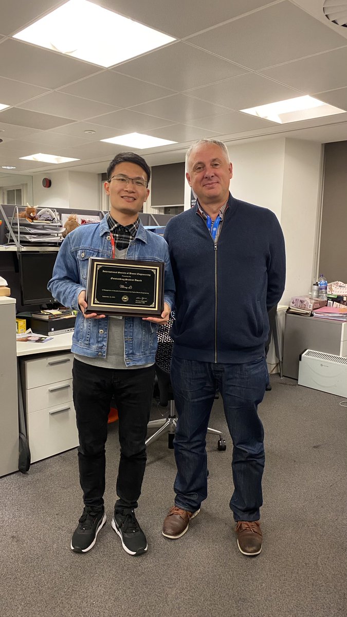 Congratulations to Ming Li for winning the International Outstanding Student Bionic Engineering Award!!