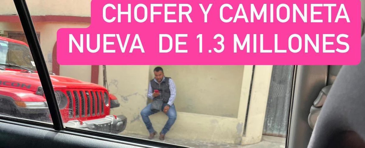 huamantla's tweet photo. Mientras unos Unos aspiran a tener agua para para sus hijos y para ir al baño. El #carteldelagua en Huamantla
goza de lujos desmedidos en medio del dolor ajeno. estrenando casa y camioneta asco de presidente @chavasanto #Capamh
#tlaxcalabuenosdias #LaMasPeligrosa https://t.co/4cGM4Eg9Y0