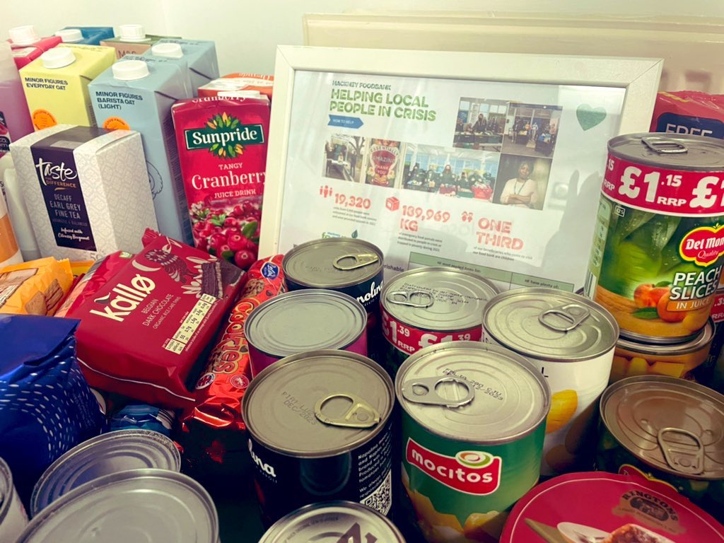 Thank you @Grazebrook_Pri @ShacklewellE8 @TFPrimaryN1 and @woodberrydownN4 families for your generosity! Support for our friends @HackneyFoodbank has never been more vital. Please keep those donations coming - we are collecting until Friday 21st October 💚 @NewWaveFed ❤️