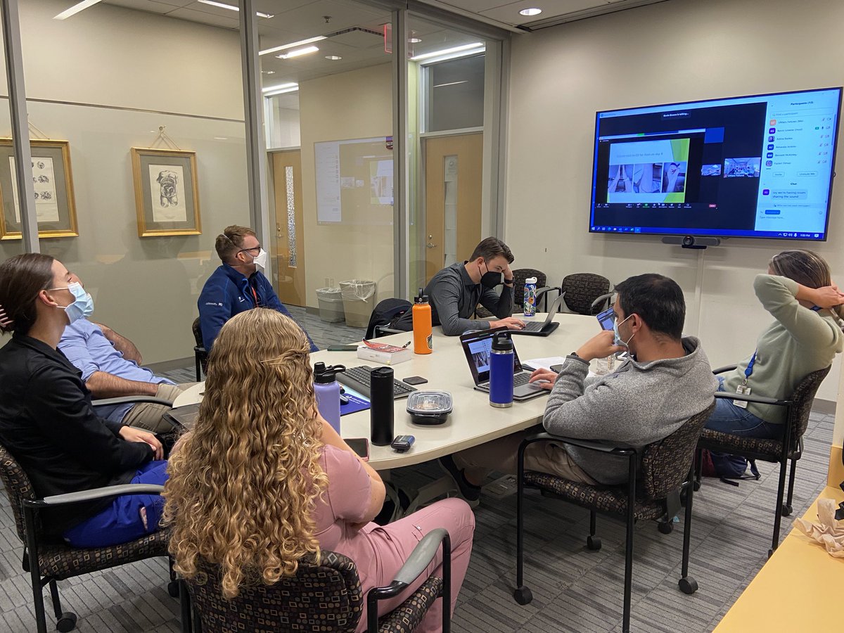 Just another #toxthursday discussing snake envenomations. Good luck to our recently graduated fellows taking the tox boards today!