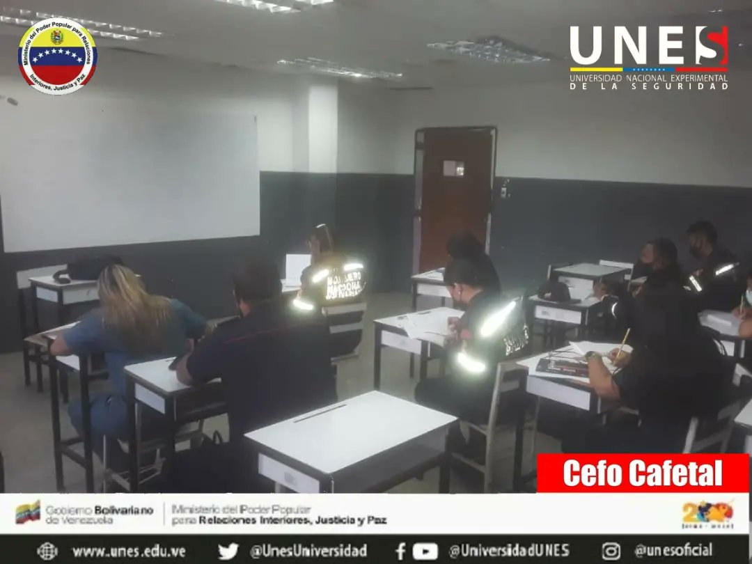 #10AñosDelGolpeDeTimón 🇻🇪 Se impartió la Unidad Curricular Física PNF TSU Bomberil Ciencias del Fuego y Seguridad Contra Incendios, Trayecto II-2022. Docente Miguel Gavidia se desarrollo el contenido Trigonometría
“FORMAR PARA TRANSFORMAR”
<a href="/lacamer/">GRAL LARRY CARRERA</a> 
@DttoUnes1 
@zavarse_fabio