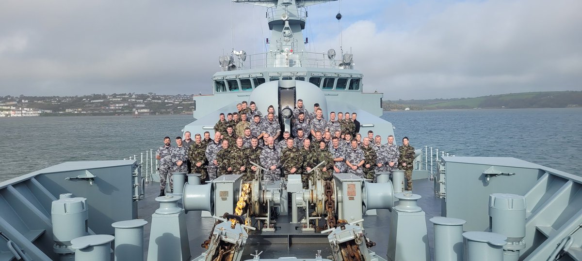 Go raibh míle maith agaibh to the Captain Lt Cdr Jamie Cottor and the crew of the LE George Bernard Shaw for a fantastic ship capability demonstration given today to the students of the 5JCSC and our Dept of Defence colleagues.