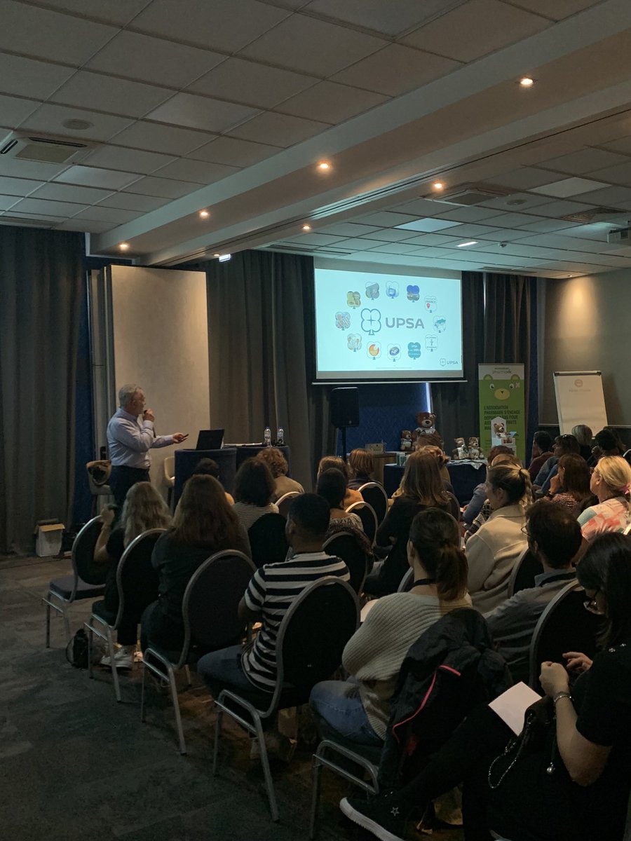 La prise en charge de la douleur au comptoir est primordial en tant que pharmacien. Le laboratoire UPSA était présent pour former les équipes officinales.