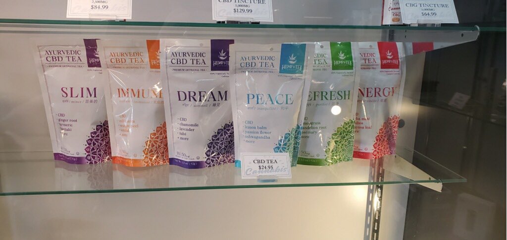 Vapingstudio's tweet image. Introducing our new CBD teas! $24.95 for 10 tea bags. Dog (Nala) for scale #CBDTEA #CBD #tmp #HempAndTeaCompany