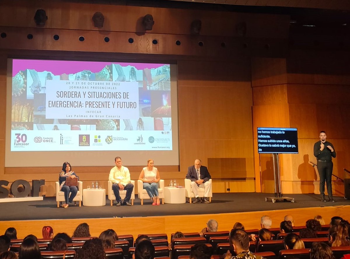 AdmPcasGobcan's tweet photo. 🧏#GobCan aborda la accesibilidad al sistema de emergencias de las personas con diversidad funcional
▶️DGSE y el @112canarias participan en unas jornadas, organizadas por #Funcasor sobre el presente y futuro de la sordera y las situaciones de #emergencia
https://t.co/a9alhr39u1 https://t.co/L0K3N40FzT
