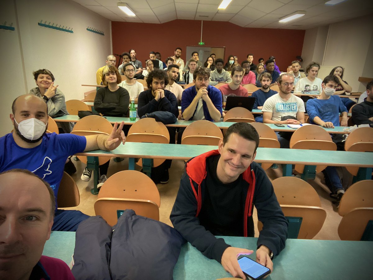 paulp_si's tweet image. C’est parti pour un nouvel #ApiHour avec @clermontech !