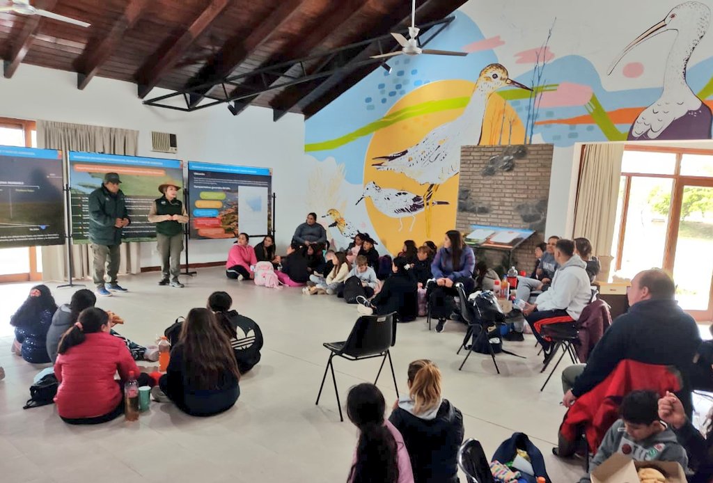 JC_Scotto's tweet photo. ➡️ Desde la #SecretaríaDeAmbiente del @gobdecordoba te invitamos a que  recorras nuestras reservas naturales en familia, con tu escuela o club.
Ingresá a https://t.co/2YKg3uoATc, escribí en el buscador "Áreas Naturales" y solicitá la autorización para una visita grupal.🌅🙌🏼🏞️ https://t.co/ejxjGbNBv1