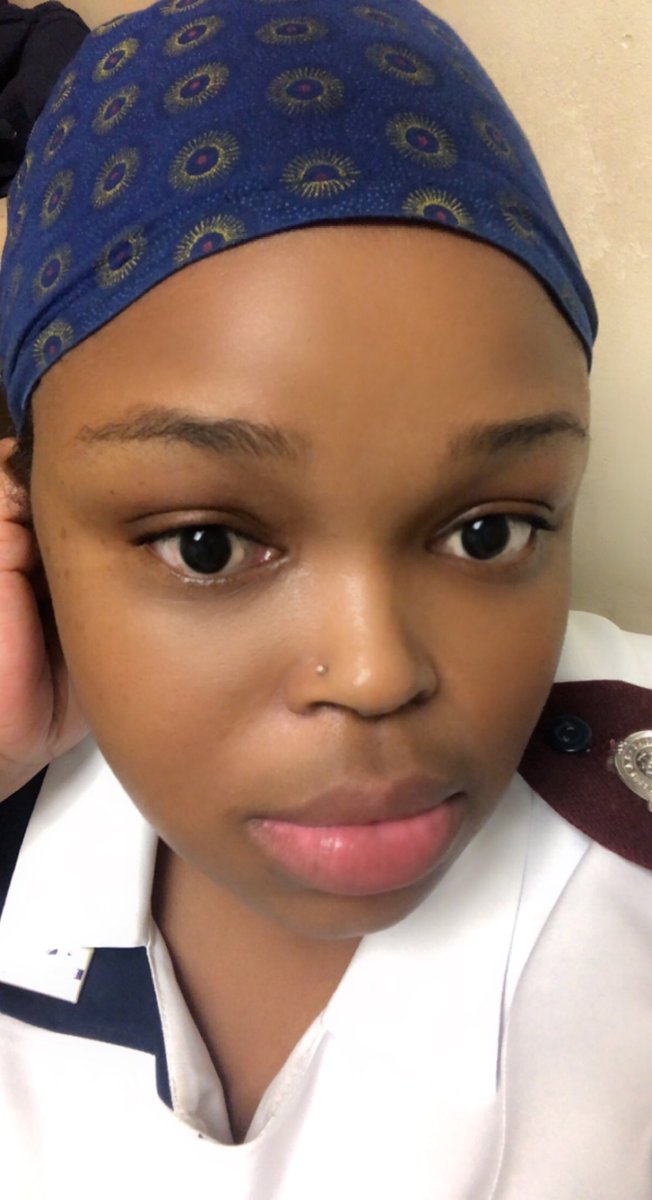 NomvulaWemvula's tweet photo. Asiyisebenze lemali 😩 https://t.co/uU9E7Z6oyX