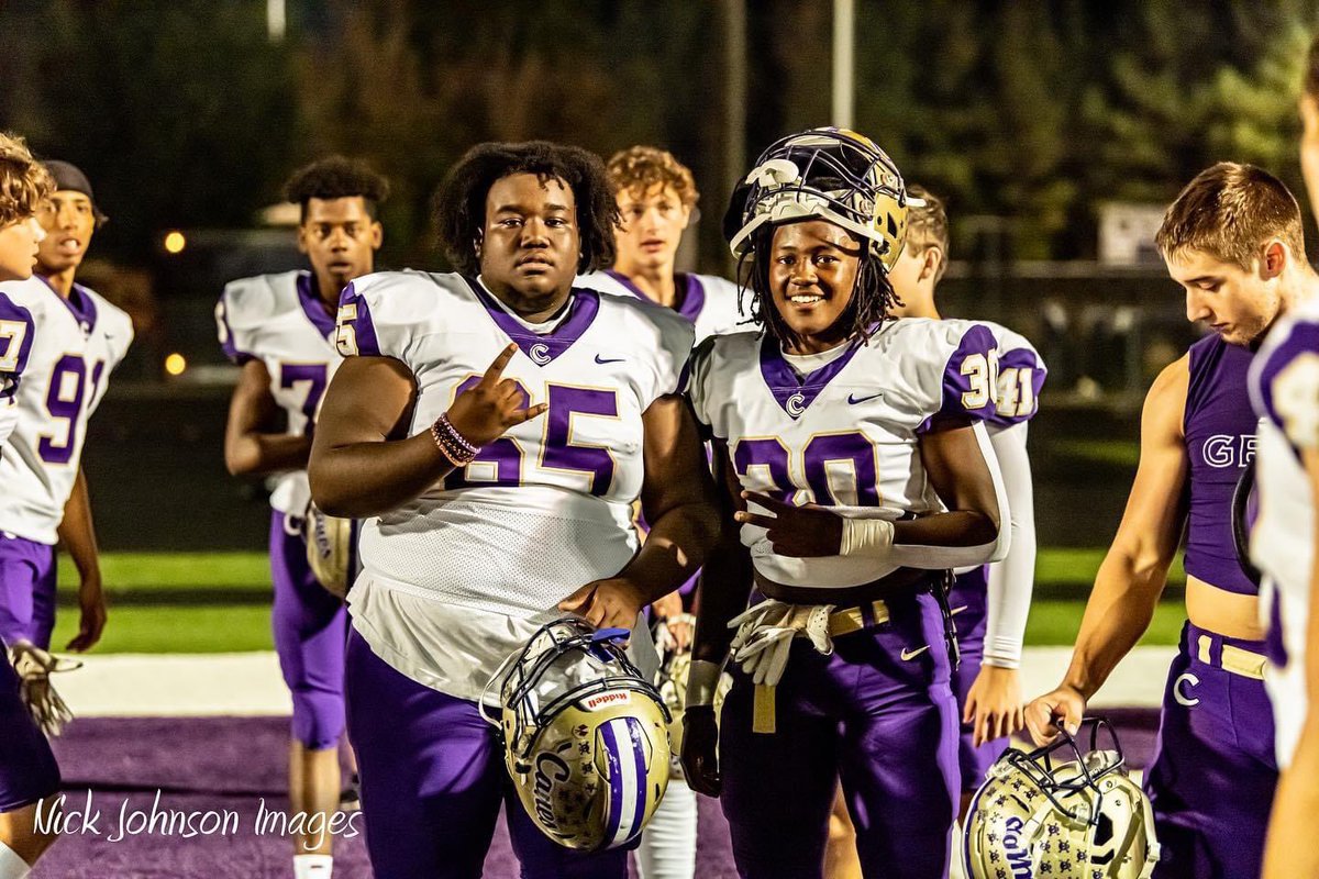 tl_GA_Lady's tweet photo. Big Devastation aka @devynbrownn &amp;
Here Comes the Boom aka @mitchell_kelson 
Game Day 💜 @CHSHurricaneFB https://t.co/MHR8Ac6Eap