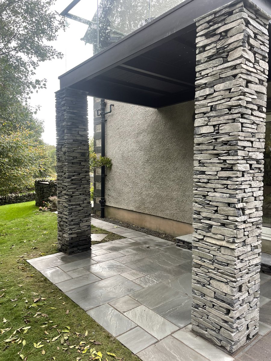 RivendellStone1's tweet photo. Can’t say I enjoy doing pillars 😩 but they do look good when finished 👌@burlingtonstone #stonepillars #nightmare #stonework #stonestructures #cumbria #lakedistrict #skilledtrade #Construction #transformation https://t.co/sUVB1IYgV3