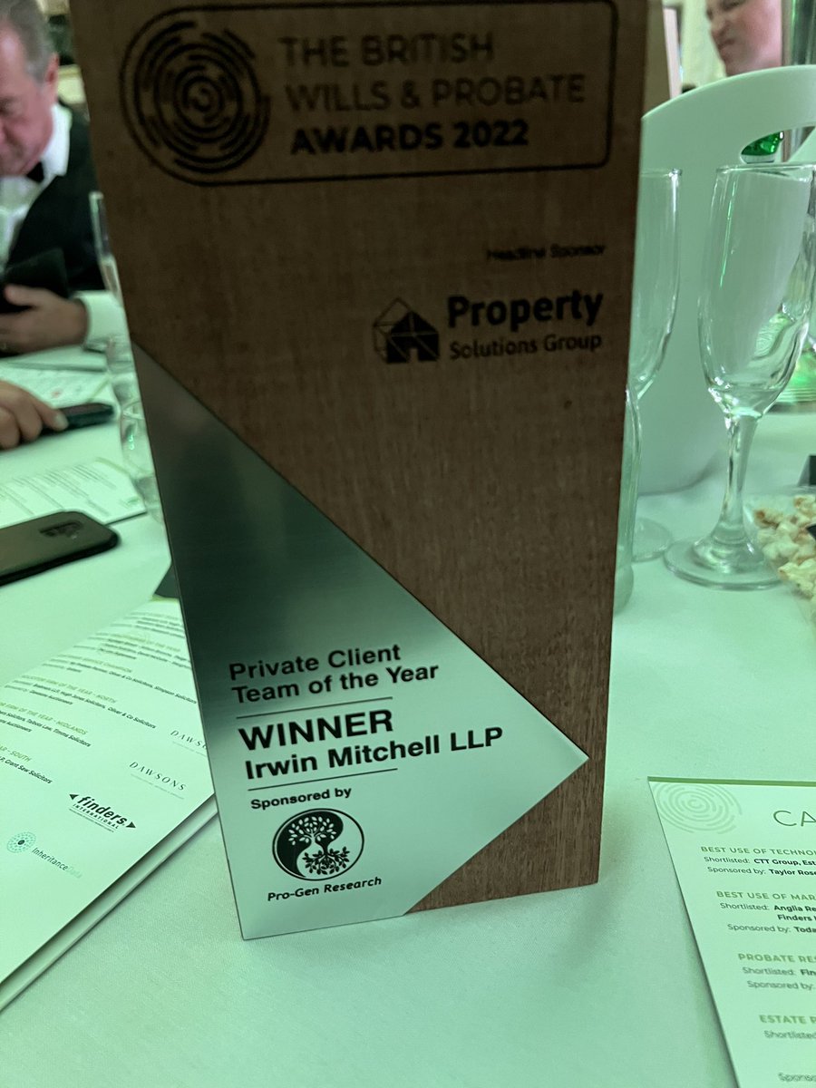 Dispute lawyer tweet media