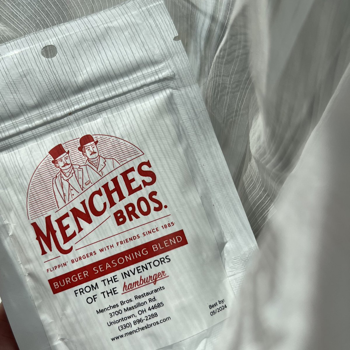 LilMenchNFT's tweet photo. lil Mench spice packs can be used to make Menches burgers at home. We love to see them in action! https://t.co/qDNaHzmVFj