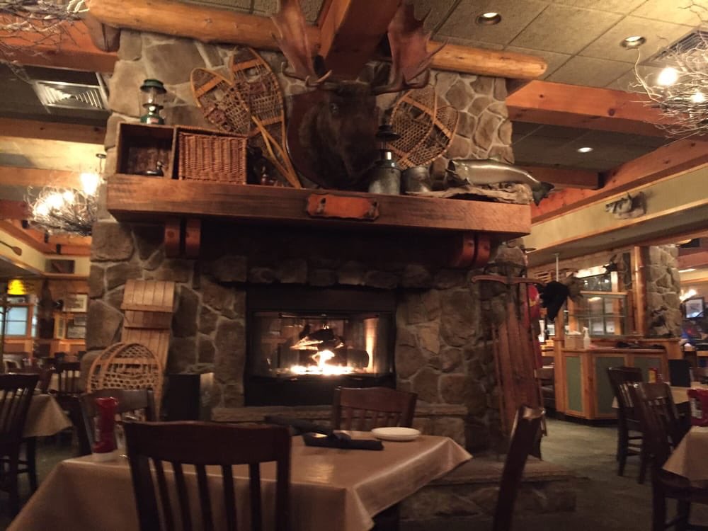 Bugaboo Creek Steakhouse (1992-2016) A "Canadian-themed" chain of  steakhouses. Known for their animatronic moose, geese, buffalo, and  raccoons that would move and make comments to diners, as well as Timber the  Talking