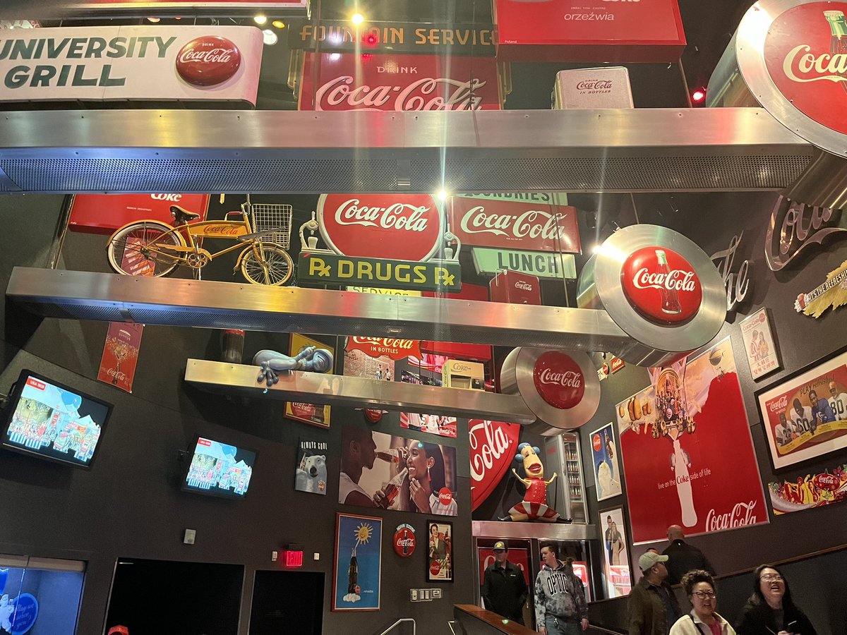 VIP262o's tweet photo. World of Coke 📍 Atlanta #fallbreak2022 https://t.co/iz8ucOq9Ds