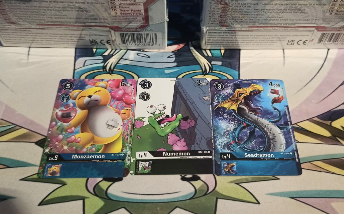 CesceGames's tweet photo. 📦 UNBOXING de DIGIMON TCG 🎴
#DigimonTCG #Cards #Digimon

💬 Empezamos la apertura de sobres promocionales, y a las 20:00 abrimos dos cajas de BT-10!!!!

✅ El equipo de @EDigimundo ya está en directo, con display de cartas 💜 ¡Vente! 🎴 #DigimonCardGame

https://t.co/2kAP4xLPKS https://t.co/N5M9EMcu5U