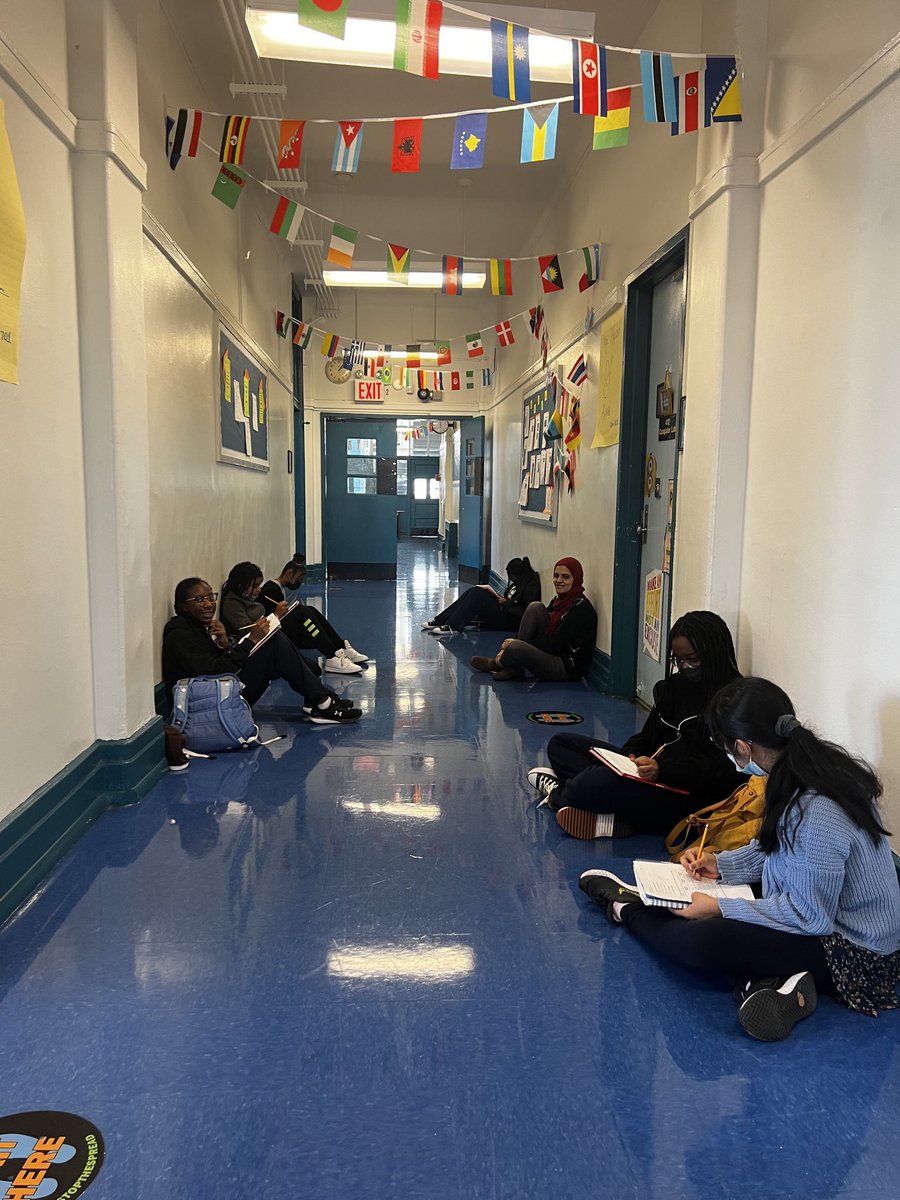 Student created study hall #futureleaders #innovation ⁦<a href="/RDavson/">Dr. Robin Davson</a>⁩ ⁦<a href="/MeishaPorter/">Dr. Meisha Porter</a>⁩ ⁦<a href="/DOEChancellor/">Chancellor Kamar H. Samuels</a>⁩