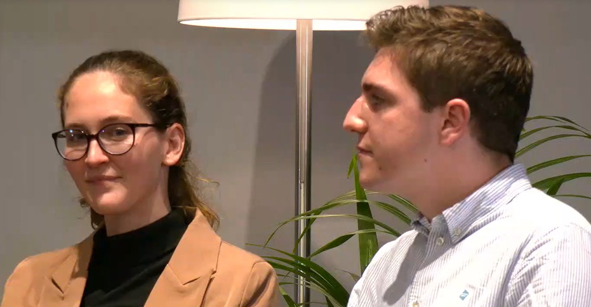 "Wir brauchen #DigitalChange im gesamten Bildungssystem" - so lautet der Titel der dritten Intervention beim politischen Abend von #LetsTalkCampus. Die studentische Perspektive wird durch <a href="/SchoenbornSofie/">Sofie Schoenborn</a> und Gabriel Häusler vertreten.

#DigitalTurn <a href="/inno_lehre/">Stiftung Innovation in der Hochschullehre</a>