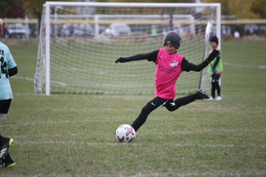 Evolution_SC14's tweet photo. 𝐼𝓃 𝒫𝒾𝓃𝓀 🎀🎗
2014 Boys Mercurial wearing their pink jerseys for game day showing full support during October & ʙʀᴇᴀsᴛ ᴄᴀɴᴄᴇʀ ᴀᴡᴀʀᴇɴᴇss ᴍᴏɴᴛʜ 🎀
#evolutionsoccer #inpink #breastcancerawarenessmonth https://t.co/MiOSqyFDEL