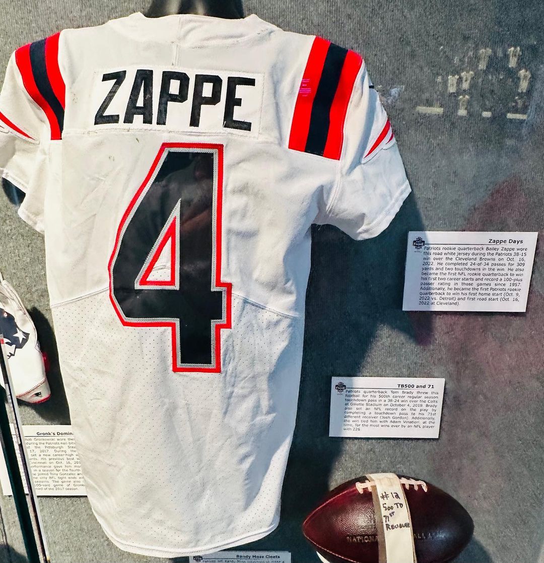 NFLonCBS's tweet photo. It didn't take long for Bailey Zappe to make the @Patriots Hall of Fame. https://t.co/NOdajMixIF