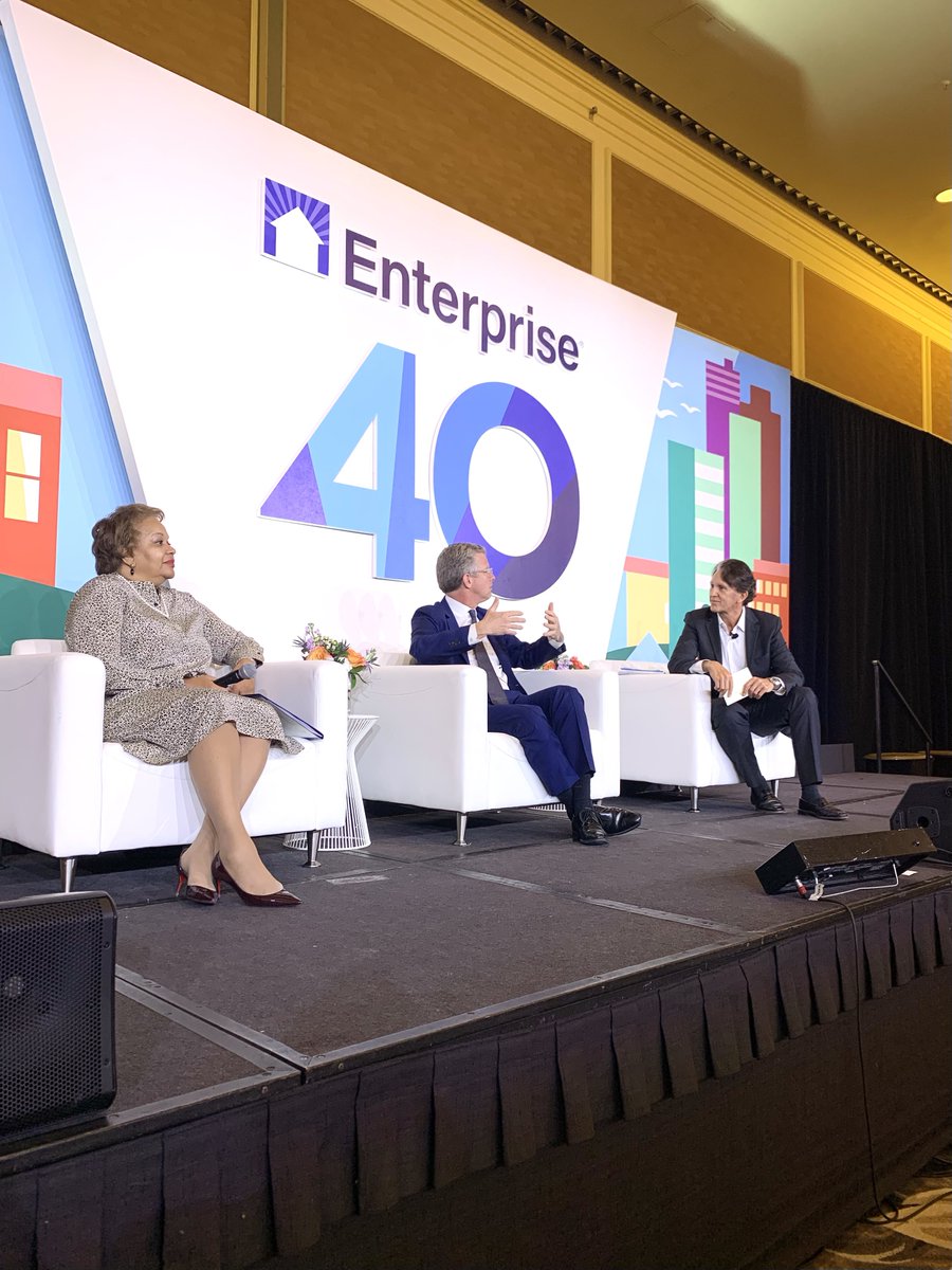 EnterpriseNow's tweet photo. “If we don't equitably invest in climate resilience, we could end up with energy apartheid."

@ShaunDonovanNYC speaks on the disparity between the experience of higher and lower income communities in the face of natural disasters. #Enterprise40 https://t.co/RbVAC3oy5o