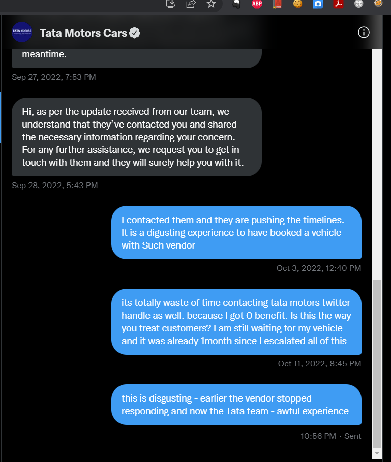 Dillu4's tweet photo. I think this is so disgusting that the one with whom I booked the vehicle is not responding and now @TataMotors_Cars nor @TataMotors 
I had personally sent everything that is needed yet all I receive is templatized replies @RNTata2000 🙏🏻 pls help https://t.co/KfijgGhyCt