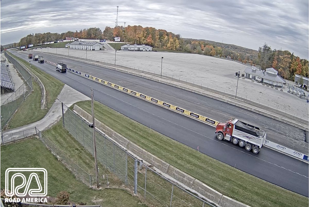 The final layer of suface paving is underway. Watch the front straight process LIVE at this link: bit.ly/REPAVE22