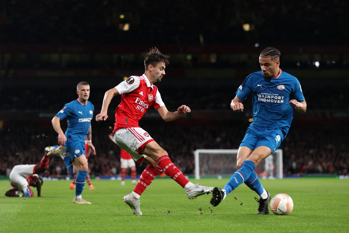 Arsenal tweet picture