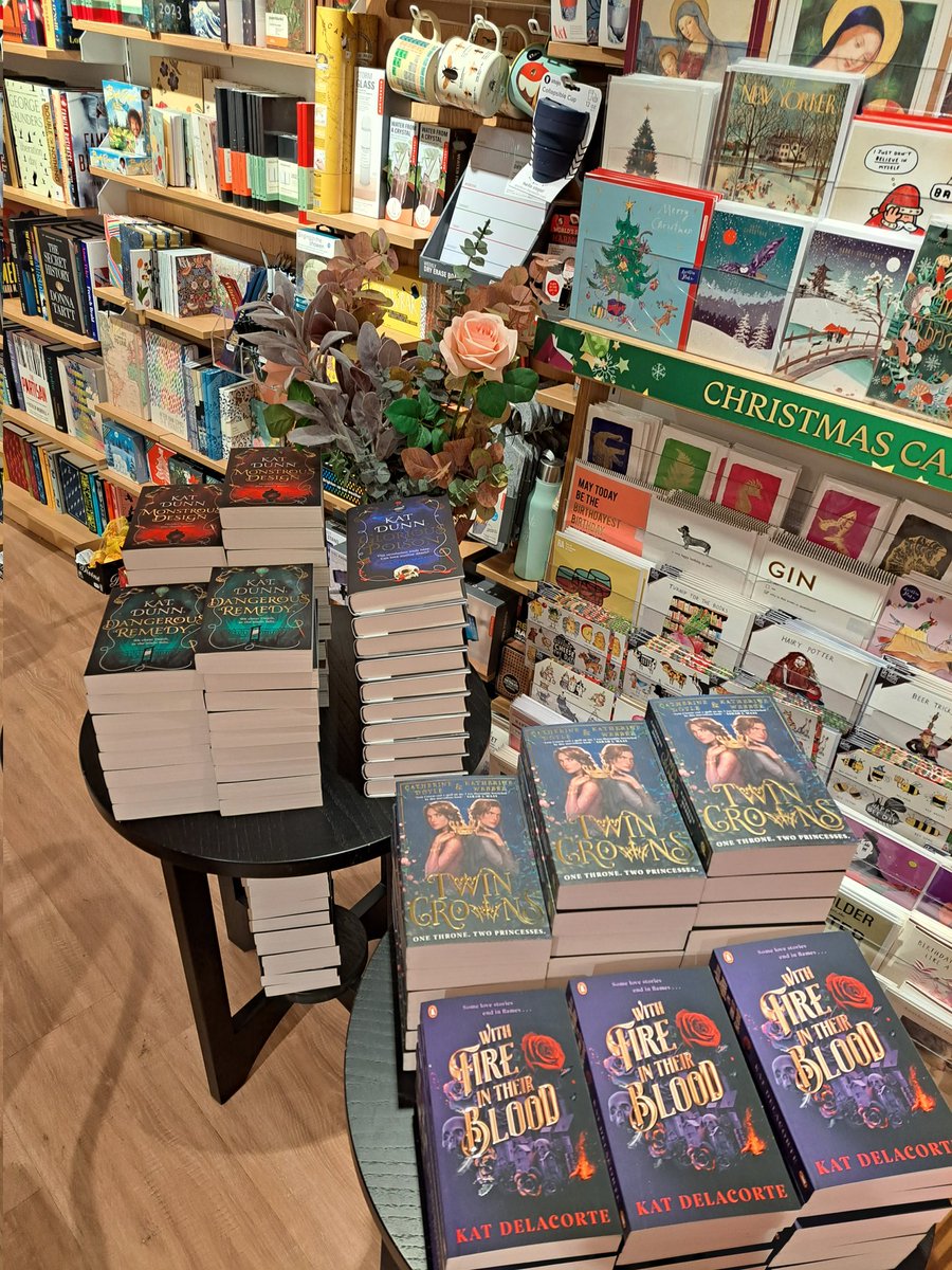 All ready for our lovely YA event tonight with the equally lovely @KatAliceDunn @katdelacorte @kwebberwrites #should be fun #fantasyiswhatitsallabout #threeKats