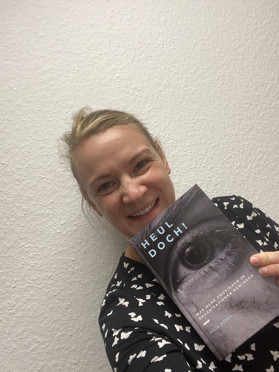 Ja - da ist es dann: mein erstes Buch! Heul doch: was mehr Emotionen in Organisationen bewirken. Danke an alle, die mich hier bei meinen Fragen konstruktiv unterstützt haben ☺️ #newwork #innerwork #emotionen #gefühle #unternehmenskultur #arbeitskultur