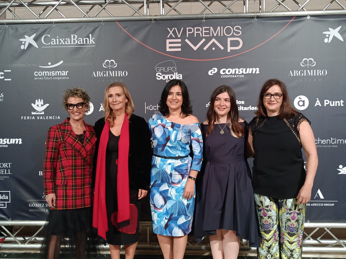 Nuestras #MujeresReferentes 
Premiadas de este 2022
#XVPremios 
#EmocionARTEvap