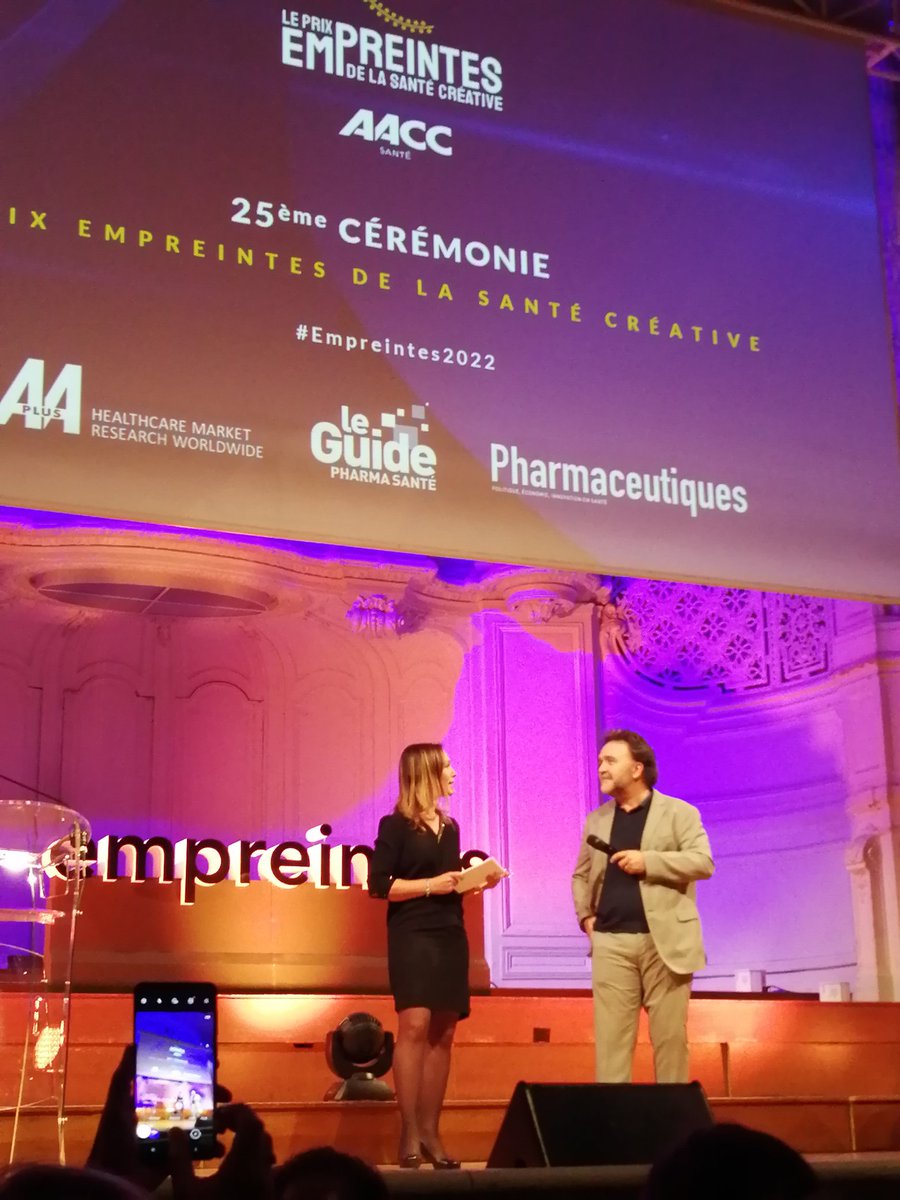 EPierga's tweet photo. c est partie la 25 ème édition du prix #Empreintes2022, 29 prix seront remis ce soir #communication #sante https://t.co/aMVLDqyGOZ
