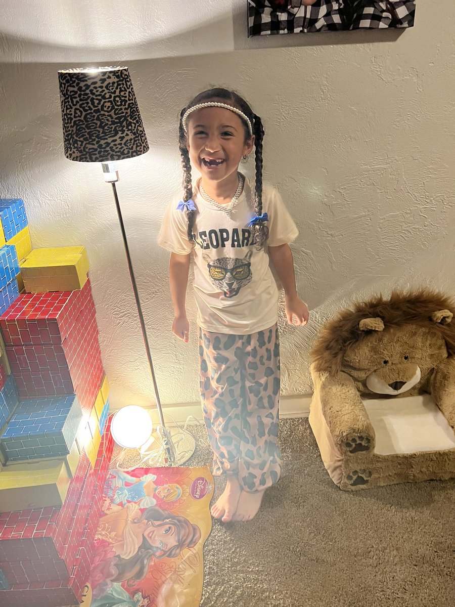 Just stylin’ <a href="/unitedtalent/">UTA</a> <a href="/Disney/">Disney</a> <a href="/NickAnimation/">Nickelodeon Animation</a> <a href="/reallolsurprise/">LOL Surprise</a>