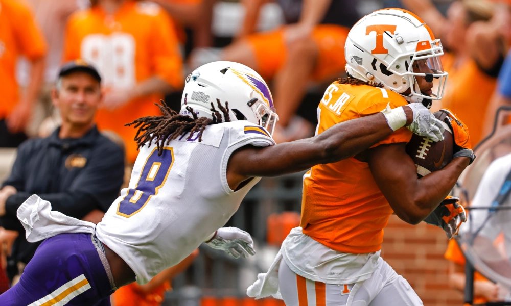 LATT4PRESIDENT's tweet photo. BEYOND blessed to receive an Division 1 offer from Tennessee Tech University #TGFAD @CoachWatson_24 @TNTechFootball @GMC_Football @JuCoFootballACE @JUCOFFrenzy https://t.co/q2BuE8Phly